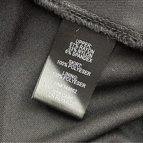 Torrid black floral snake knit skater dress NWT 2X - Picture 8 of 8